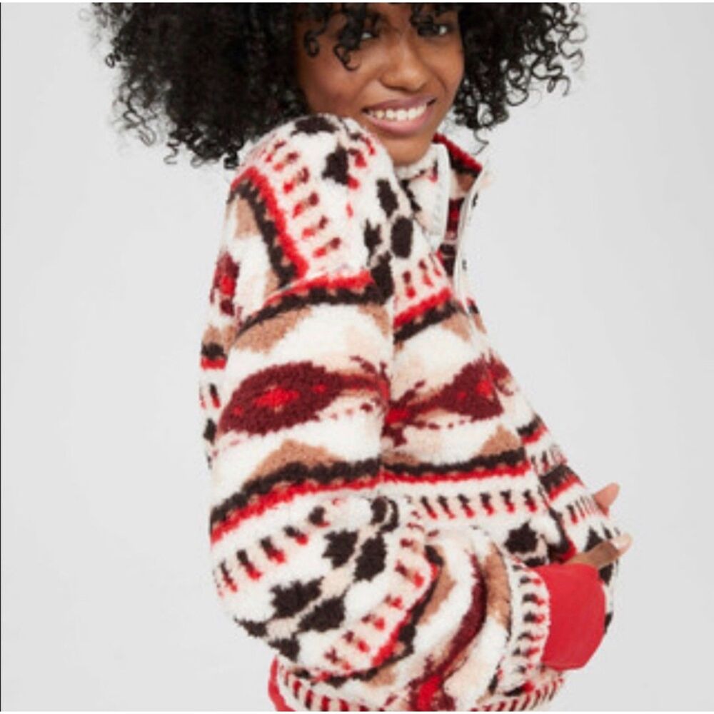 Aerie Offline Red White Sherpa Pullover Sweater Women's XS